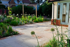 Coastal family retreat patio